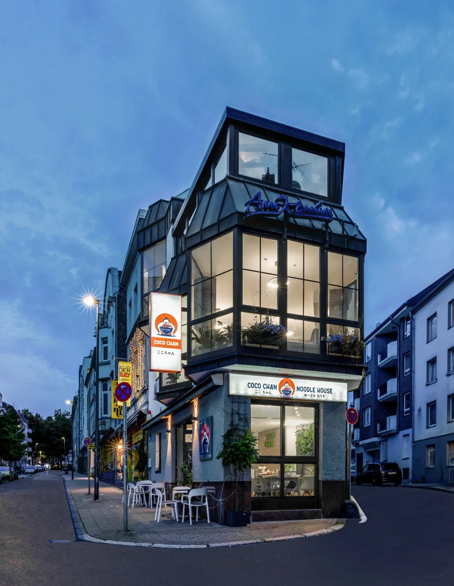 COCO CHAN in Aachen am Abend